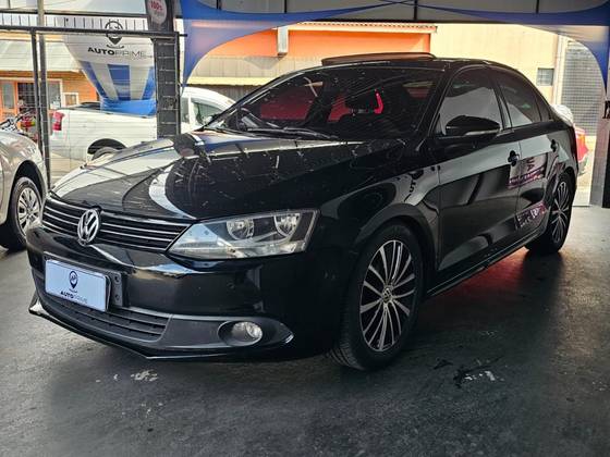 VOLKSWAGEN JETTA 2.0 COMFORTLINE FLEX 4P TIPTRONIC
